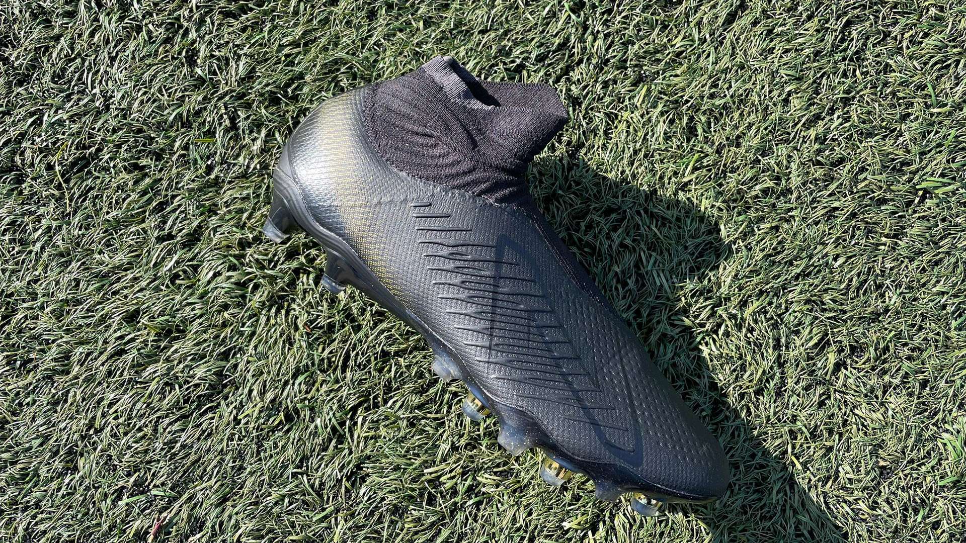 效力於巴薩20年之久的梅西下一站會是哪裏呢？.